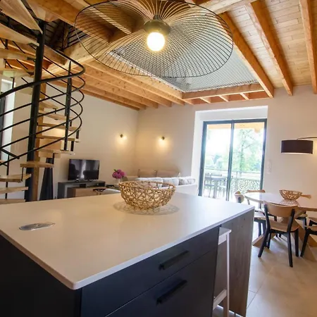 La Maison D'elena Nyaraló Thiviers