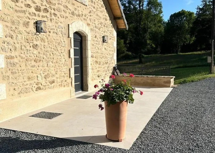 Casa de Férias La Maison D'elena Thiviers